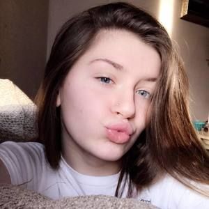 Meet your Posher, Skylar